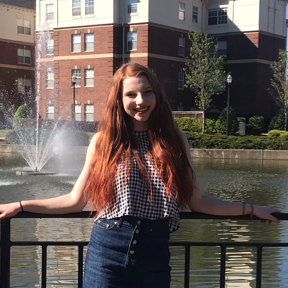 Meet your Posher, Brittany